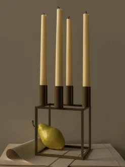 Candelabro de metal Kubus