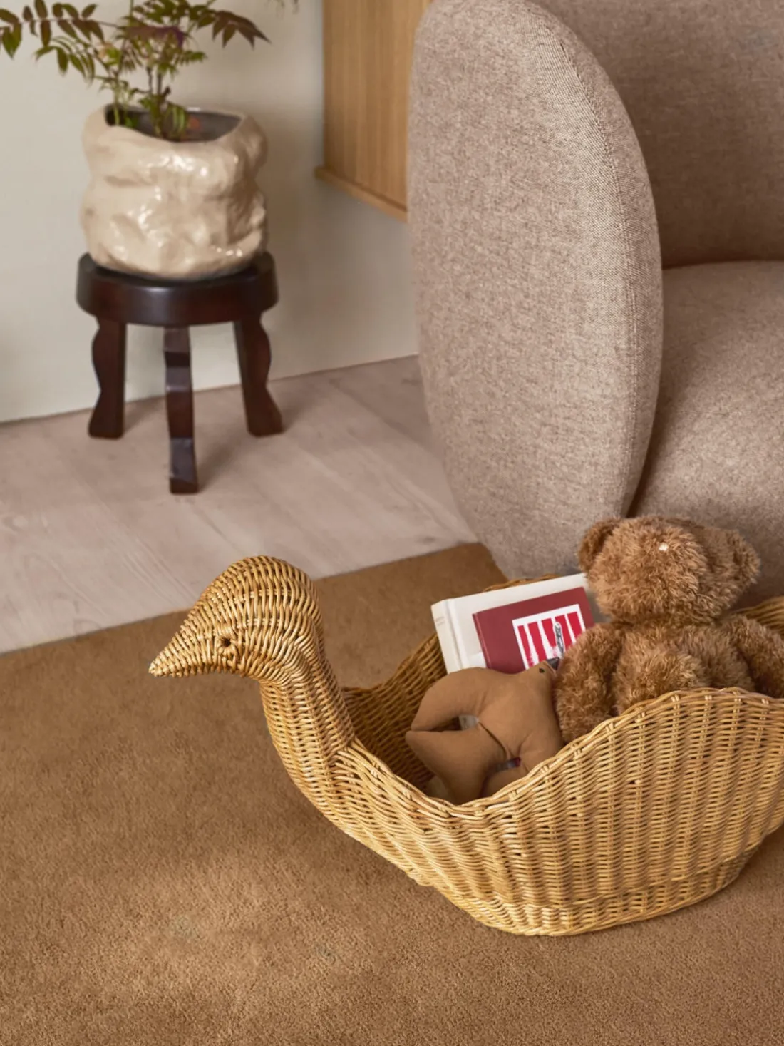 Cesta artesanal de ratán Bird