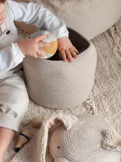 Cesta de almacenamiento artesanal con tapa Rita the Rabbit