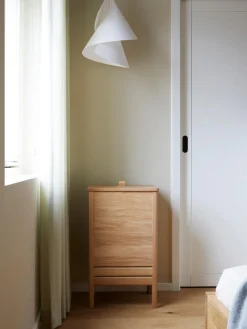 Cesta de ropa de madera de roble A Line