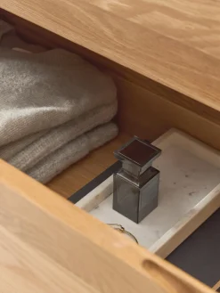 Cómoda de madera de roble Cadi