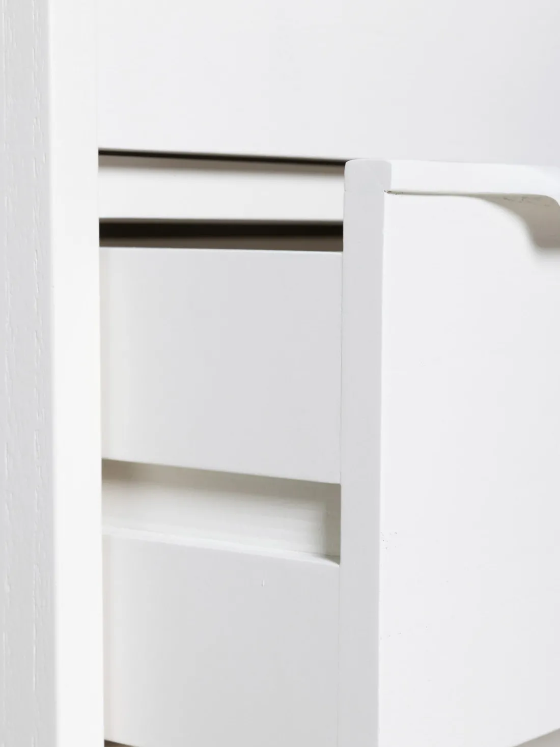 Cómoda de madera Sungkai Space Age