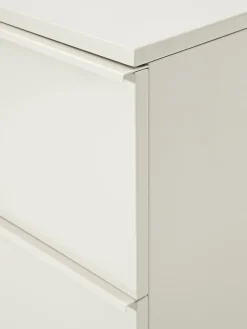 Cómoda pequeña de madera Elona