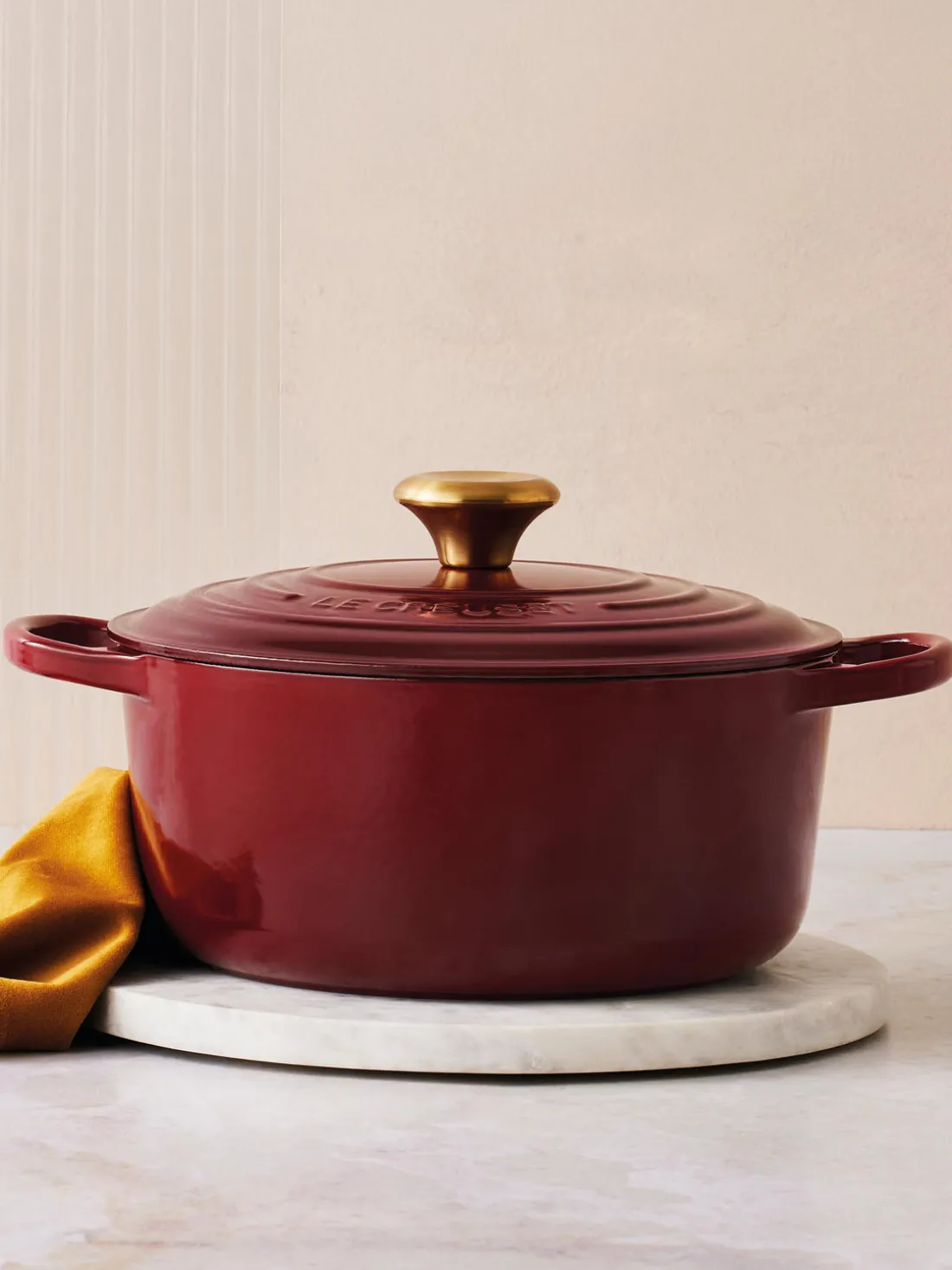 Cocotte redondo de hierro fundido Signature Collection