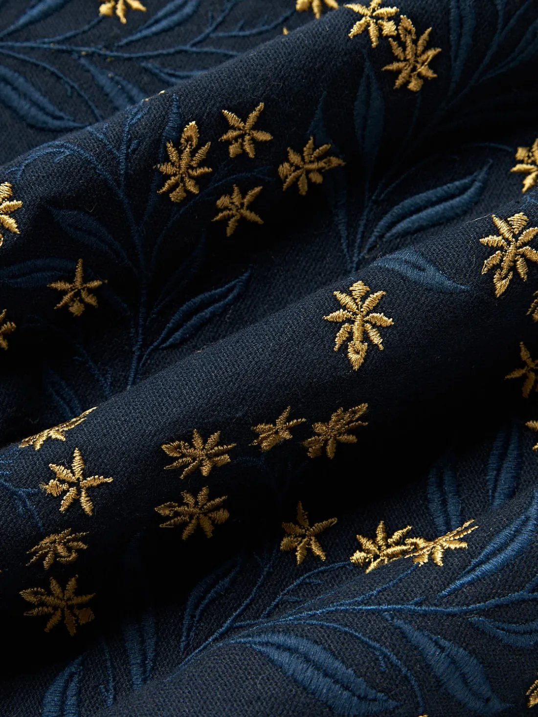 Cojín artesanal de dos caras con motivo floral y rayas Audrey