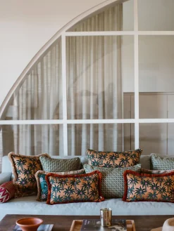 Cojín de exterior reversible artesanal Laura & Janis