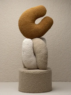 Cojín en U de borreguillo Arch