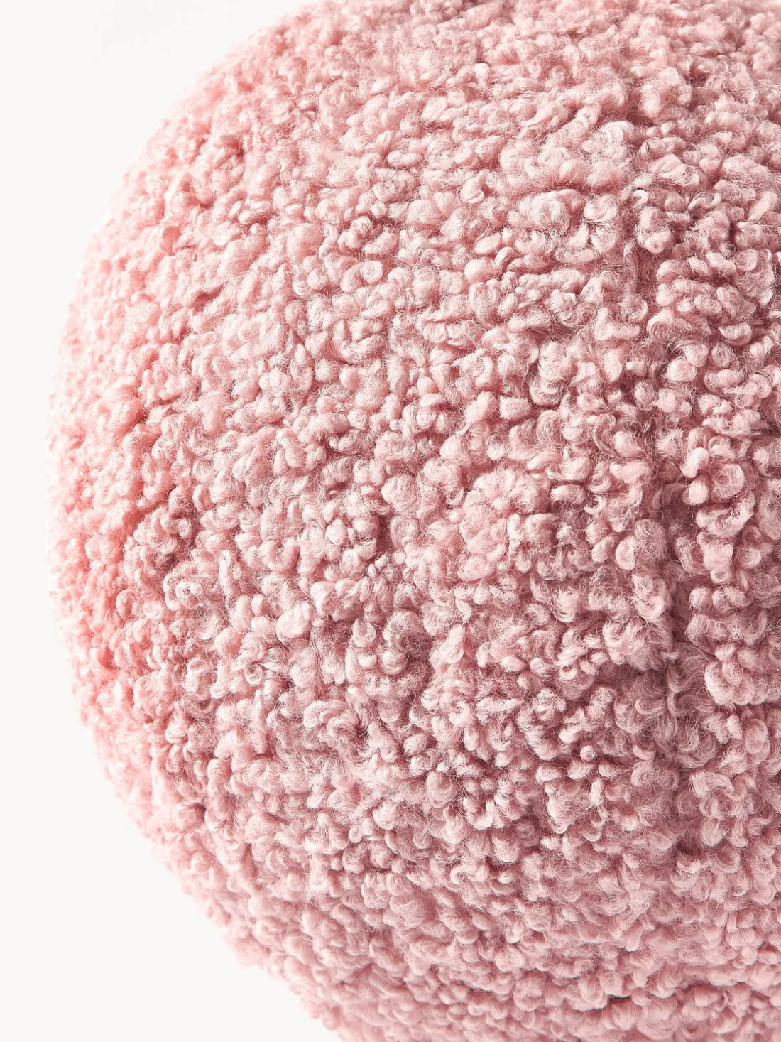 Cojín esférico de borreguillo Dotty