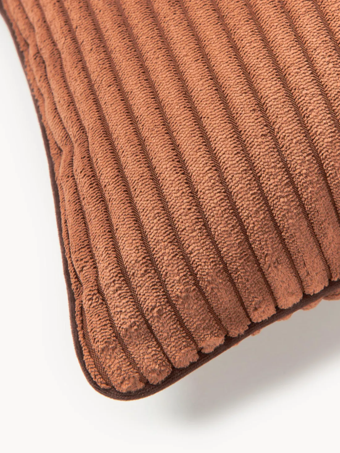 Cojín grande de pana Kylen