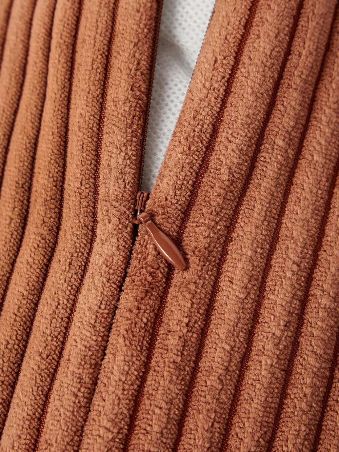 Cojín rulo de pana Kylen