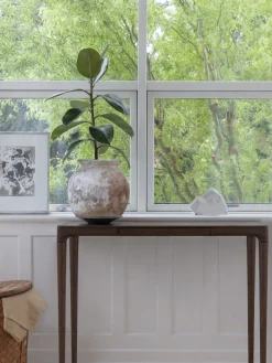 Consola de madera de roble con cajón Heart'n'Soul