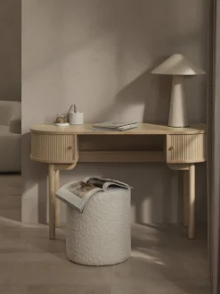 Escritorio con frente acanalado Calary