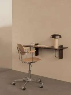 Escritorio de pared de madera de roble Corbel