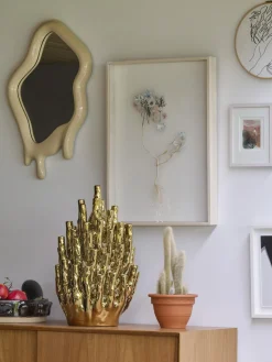 Espejo de pared artesanal en forma orgánica Melting