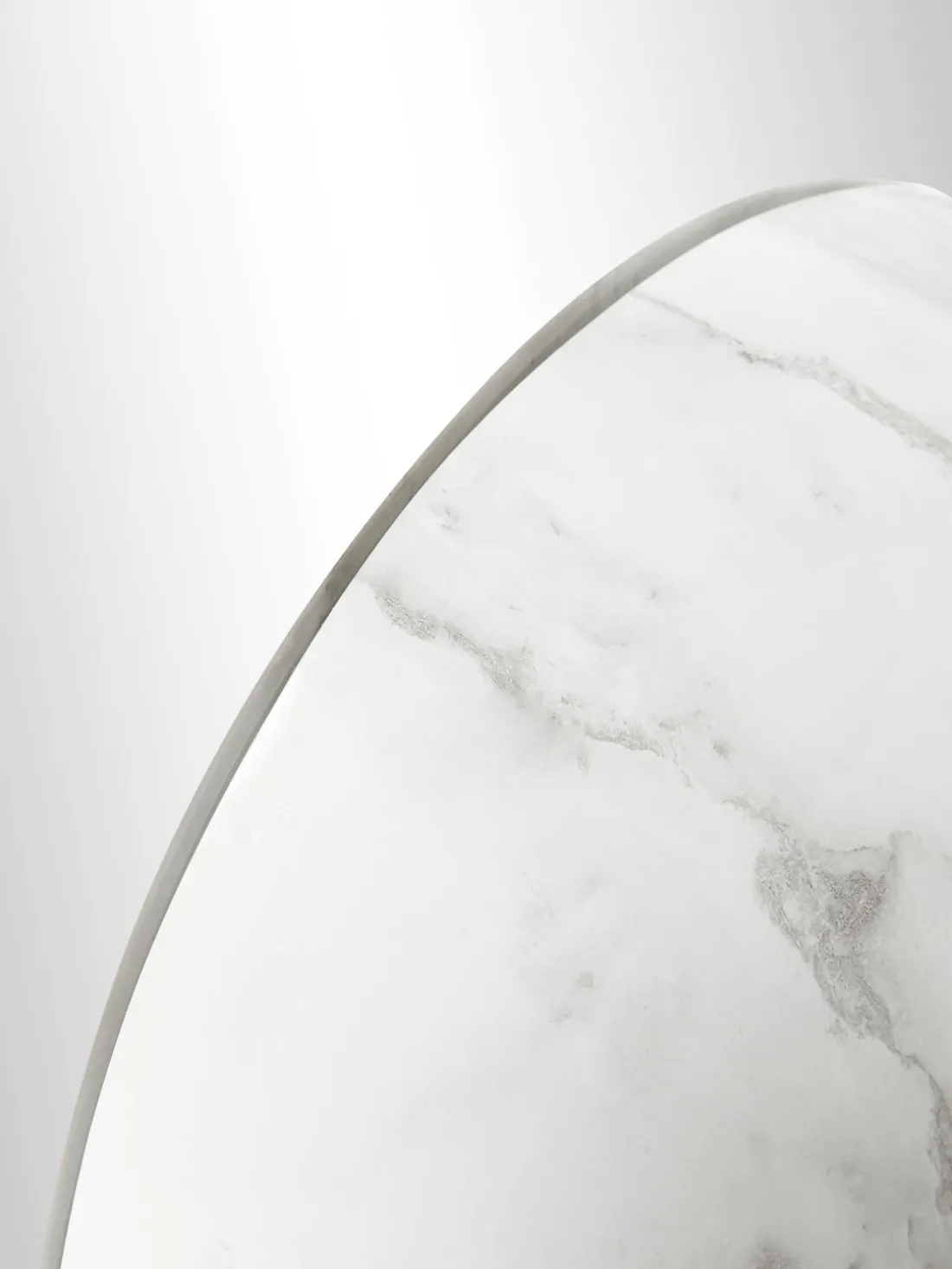 Espejo de pie con base en look mármol Bonita