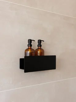 Estante de ducha de metal artesanal Shea, 30 cm