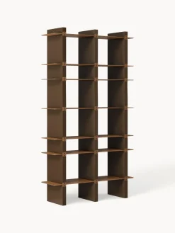 Estantería alta con elementos de metal Rami