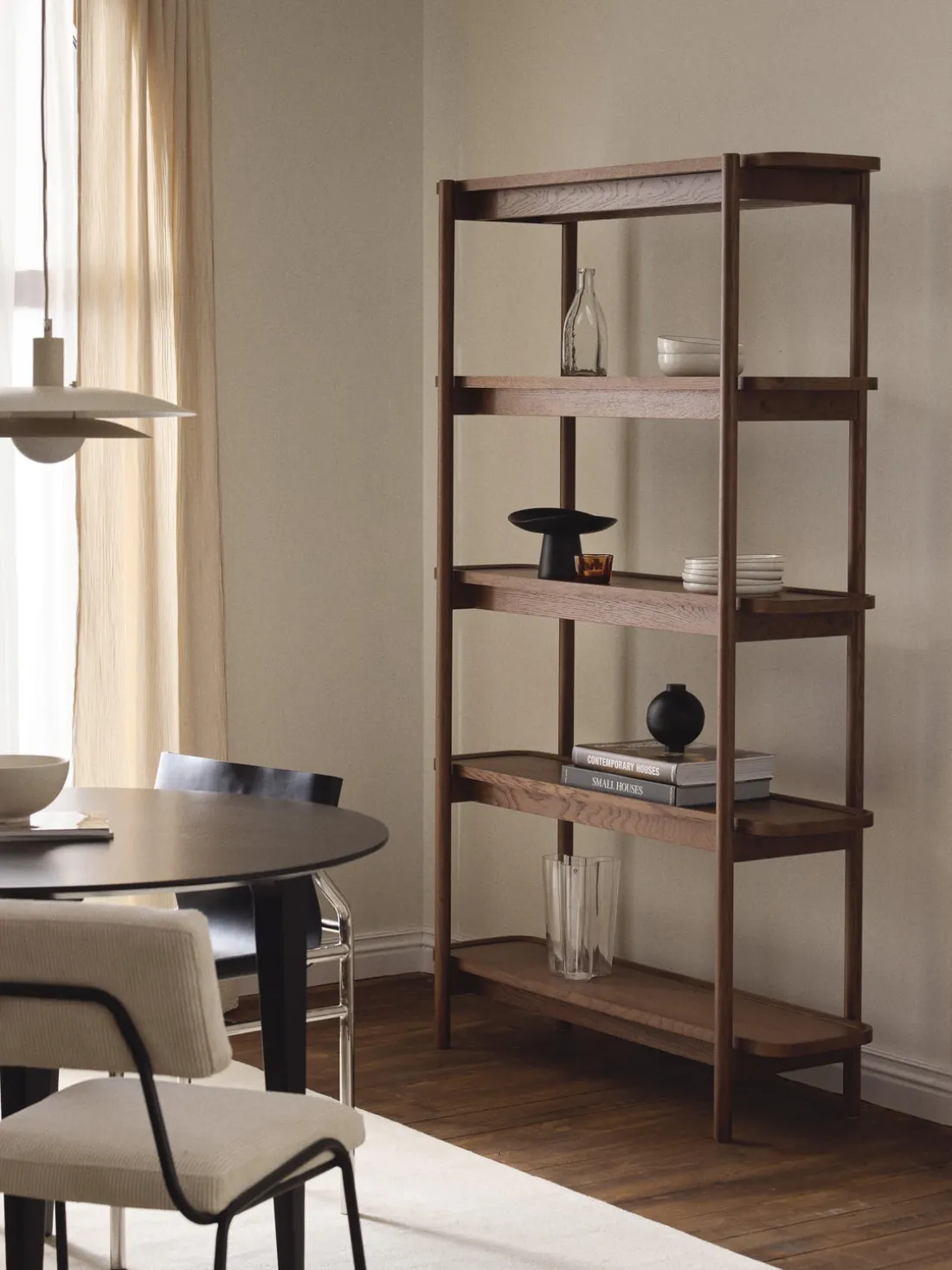 Estantería alta de madera Libby