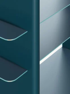 Estantería con elementos de metal Rami