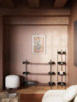 Estantería de metal estrecha Taru