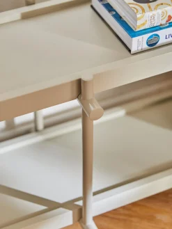 Estantería de metal Lana