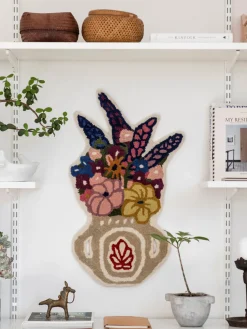 Felpudo artesanal de lana mullida Flower Vase