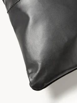 Funda de almohada artesanal de cuero Raven