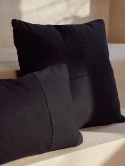 Funda de cojín artesanal con costura decorativa Terre