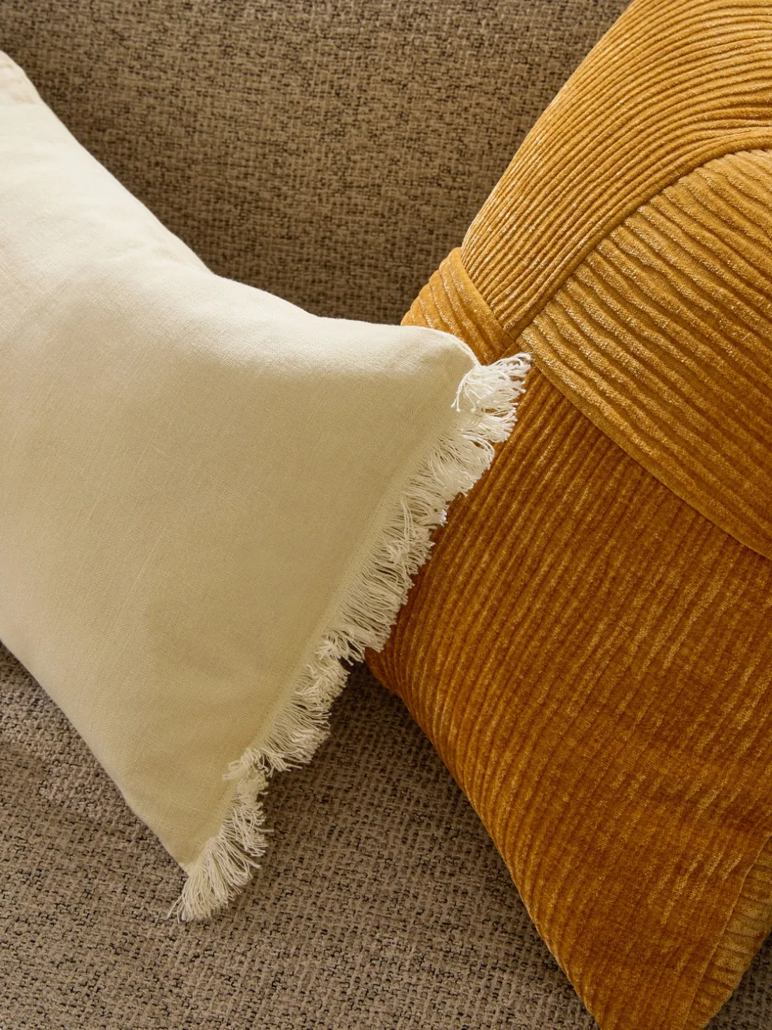 Funda de cojín de lino con flecos Luana