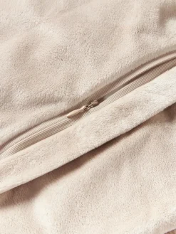 Funda de cojín de pelo sintético rizado Morten