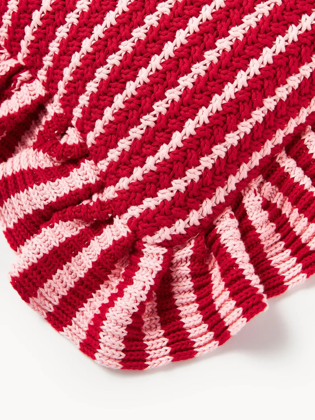 Funda de cojín de punto a rayas con volantes Blaise