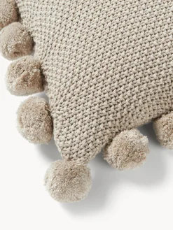 Funda de cojín de punto con pompones Molly