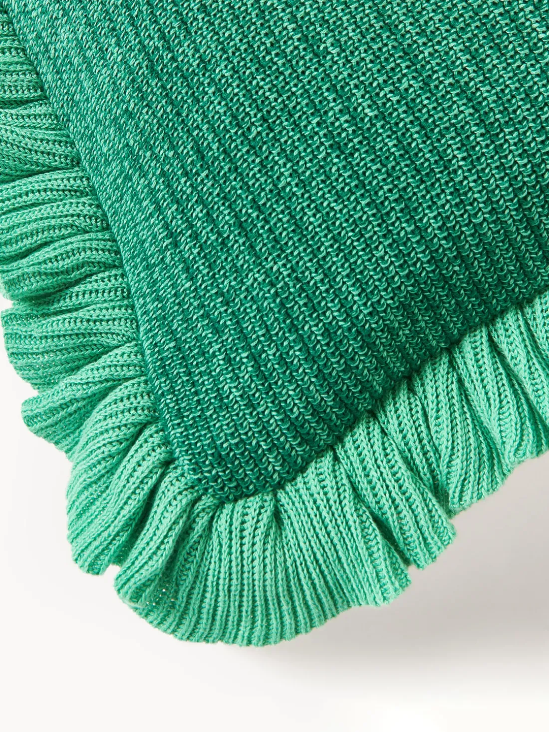 Funda de cojín de punto con volantes Pansy