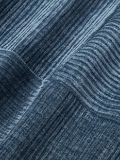 Funda de cojín de terciopelo de estructura lineal fina Fiona