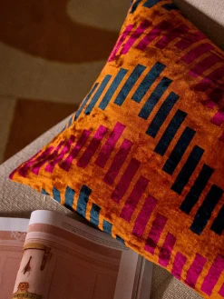 Funda de cojín de viscosa estampada en tejido jacquard Danelle