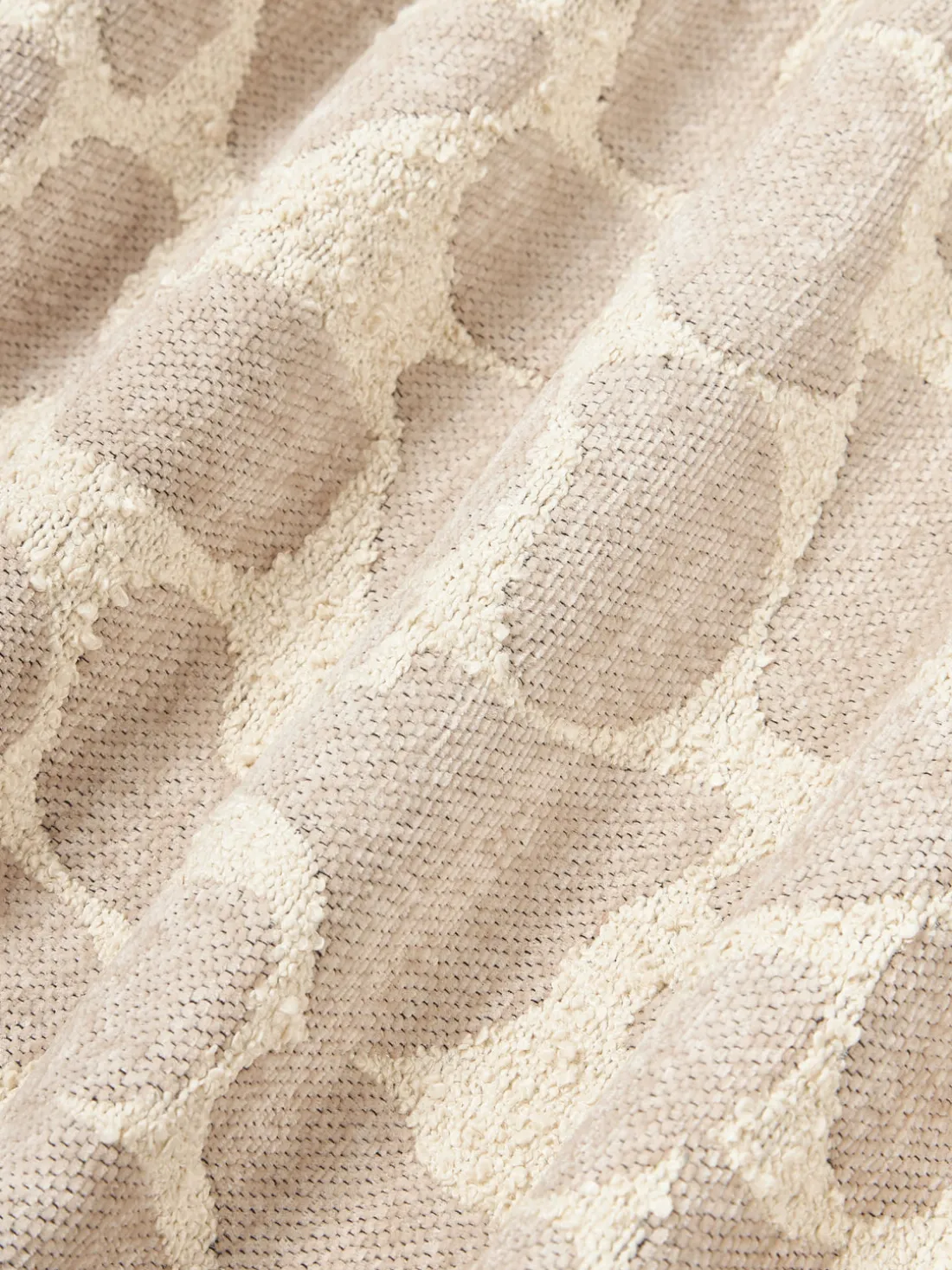 Funda de cojín en tejido bouclé y chenilla Nenda