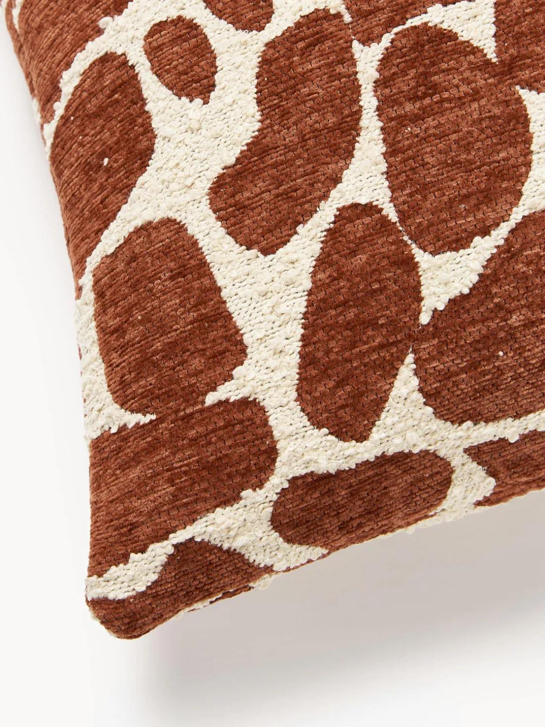 Funda de cojín en tejido bouclé y chenilla Nenda