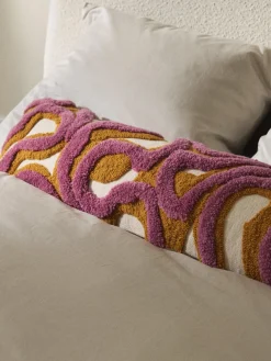 Funda de cojín grande artesanal con tejido capitoné Jiri