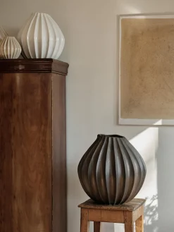 Jarrón artesanal con esmalte reactivo Wide, 40 cm