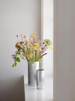 Jarrón de acero inoxidable con relieves Bernadotte, 26 cm