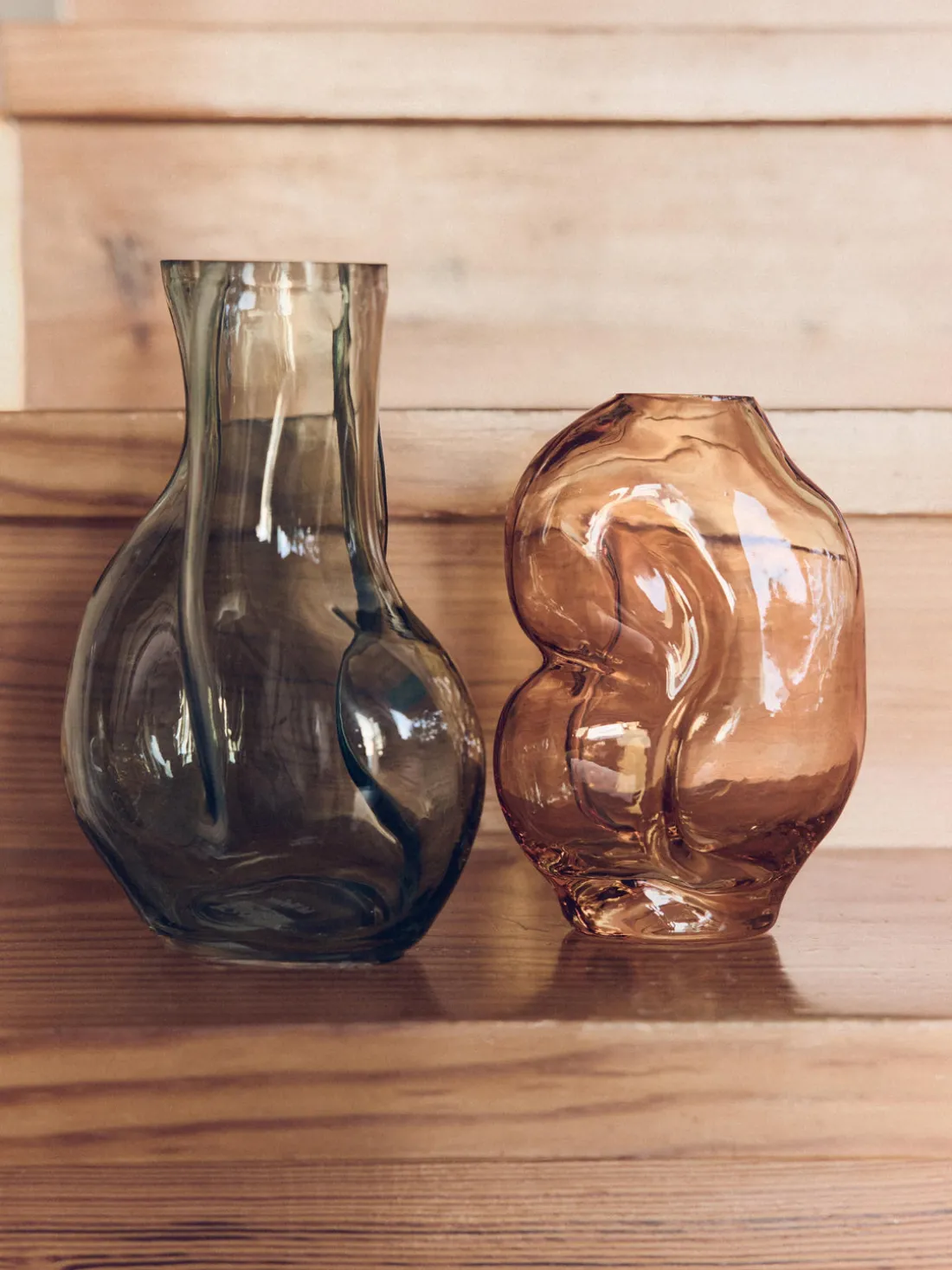 Jarrón de vidrio artesanal Gleam, 22 cm