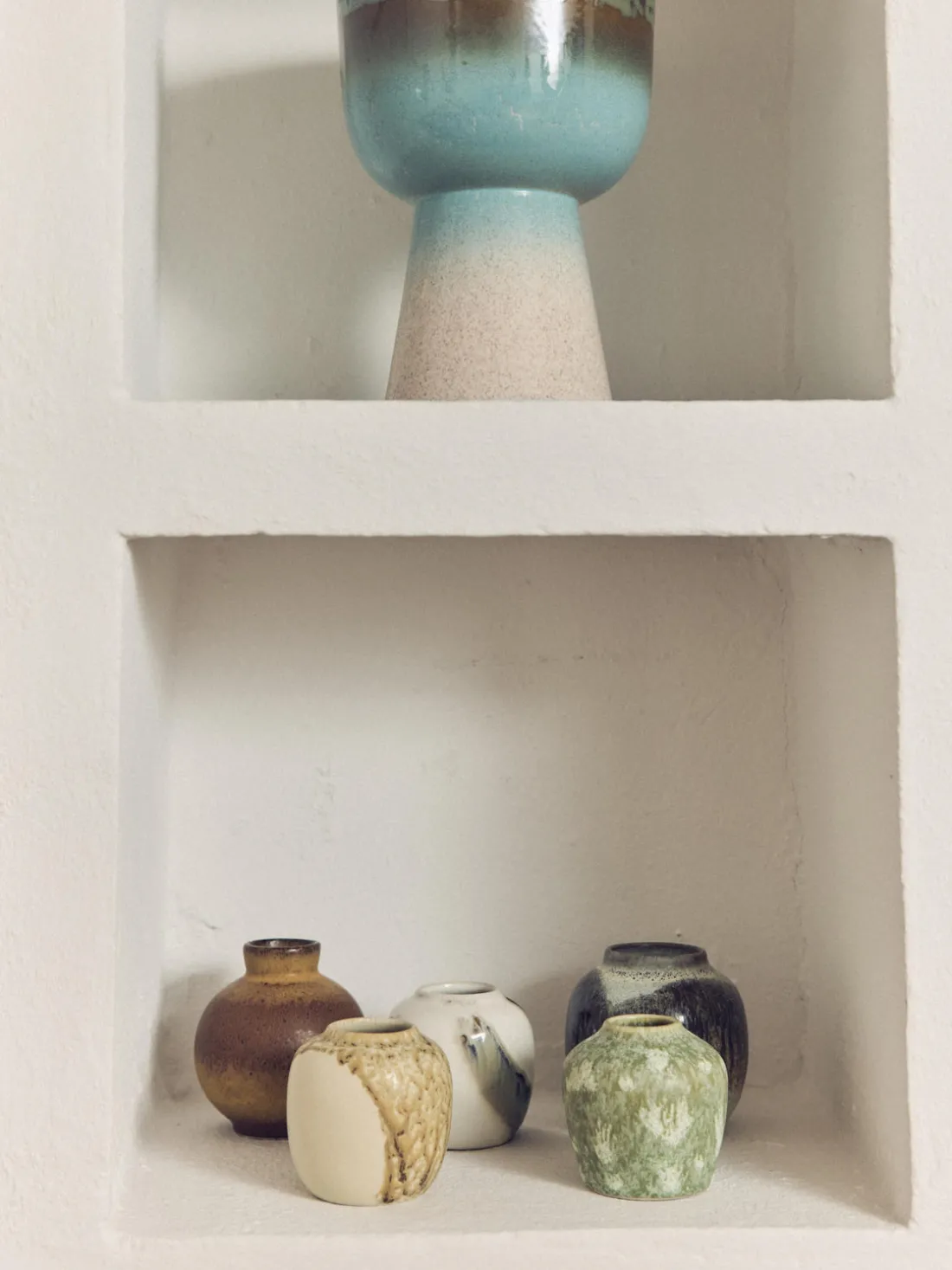 Jarrones artesanales 70's, 4 uds.