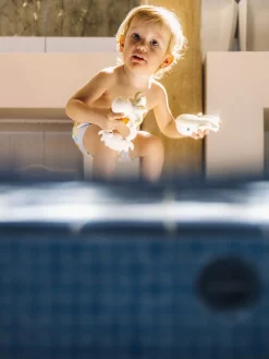 Juguete de baño artesanal Oli&Carol x Big Stuffed