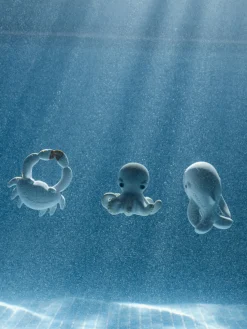 Juguete de baño artesanal Oli&Carol x Big Stuffed