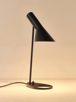 Lámpara de escritorio AJ, tamaños diferentes