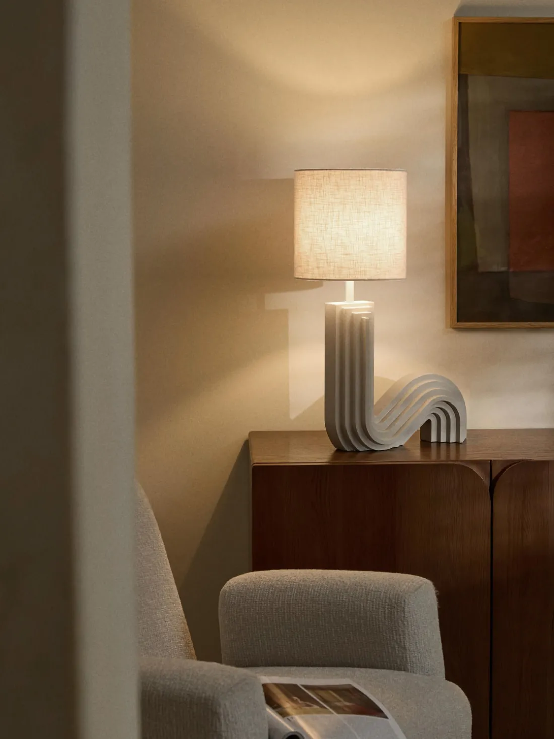 Lámpara de mesa de diseño Luomo