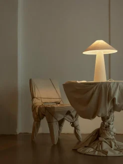 Lámpara de mesa grande de lino Ilena