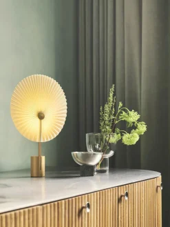 Lámpara de mesa grande LED regulable Liris, portátil