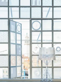 Lámpara de mesa grande regulable de diseño Bourgie