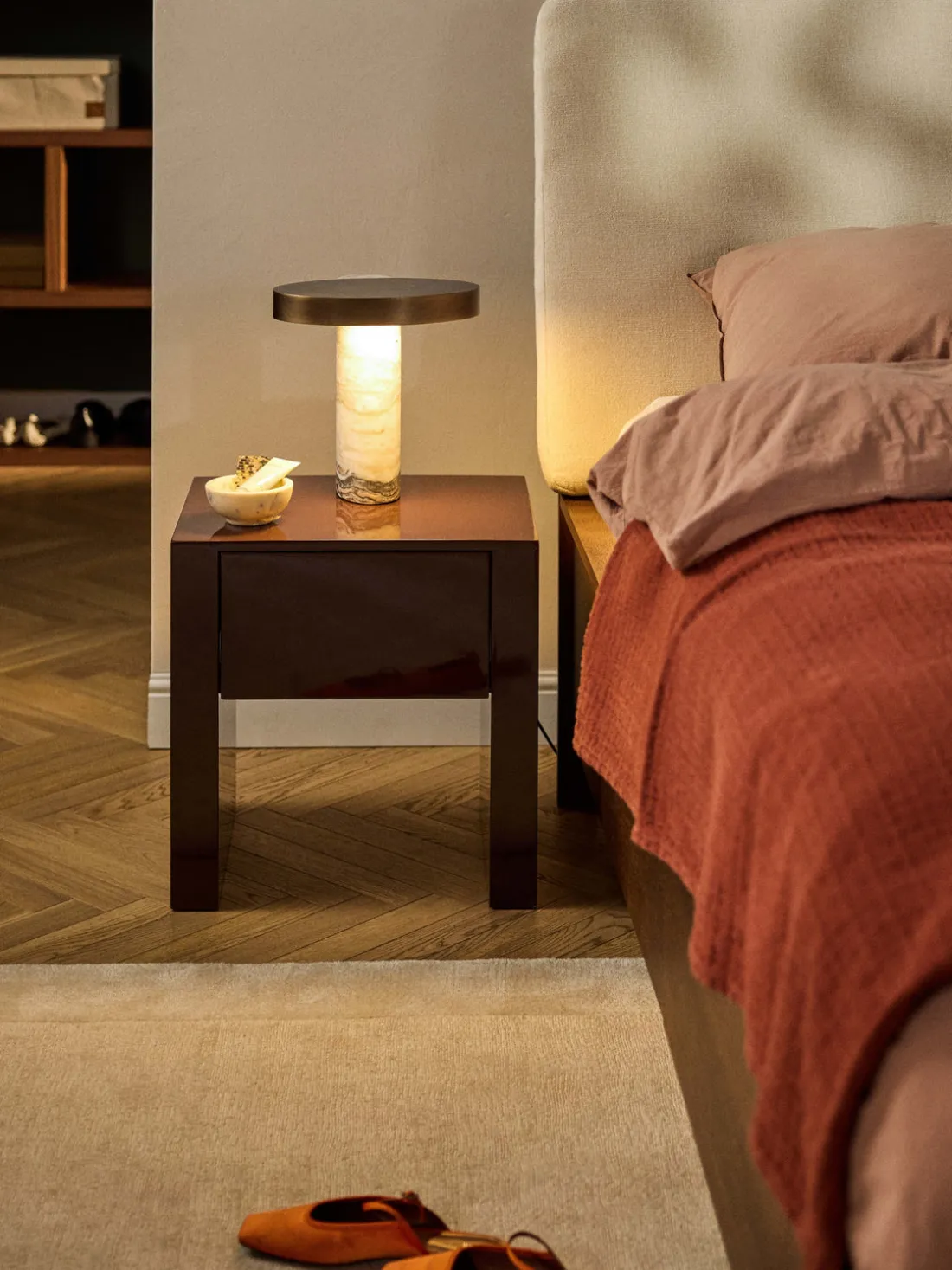 Lámpara de mesa LED de mármol Eske